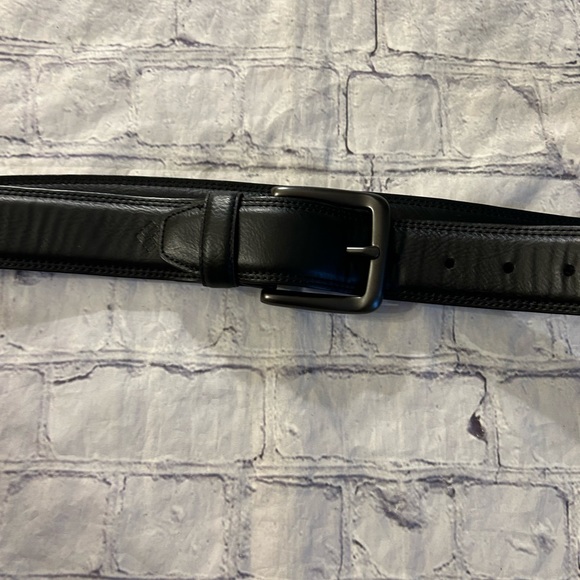 COLUMBIA SPORTSWEAR COMPANY MENS VEGAN LEATHER BLACK CHUNKY BELT SIZE XL (42-44) - Picture 6 of 10